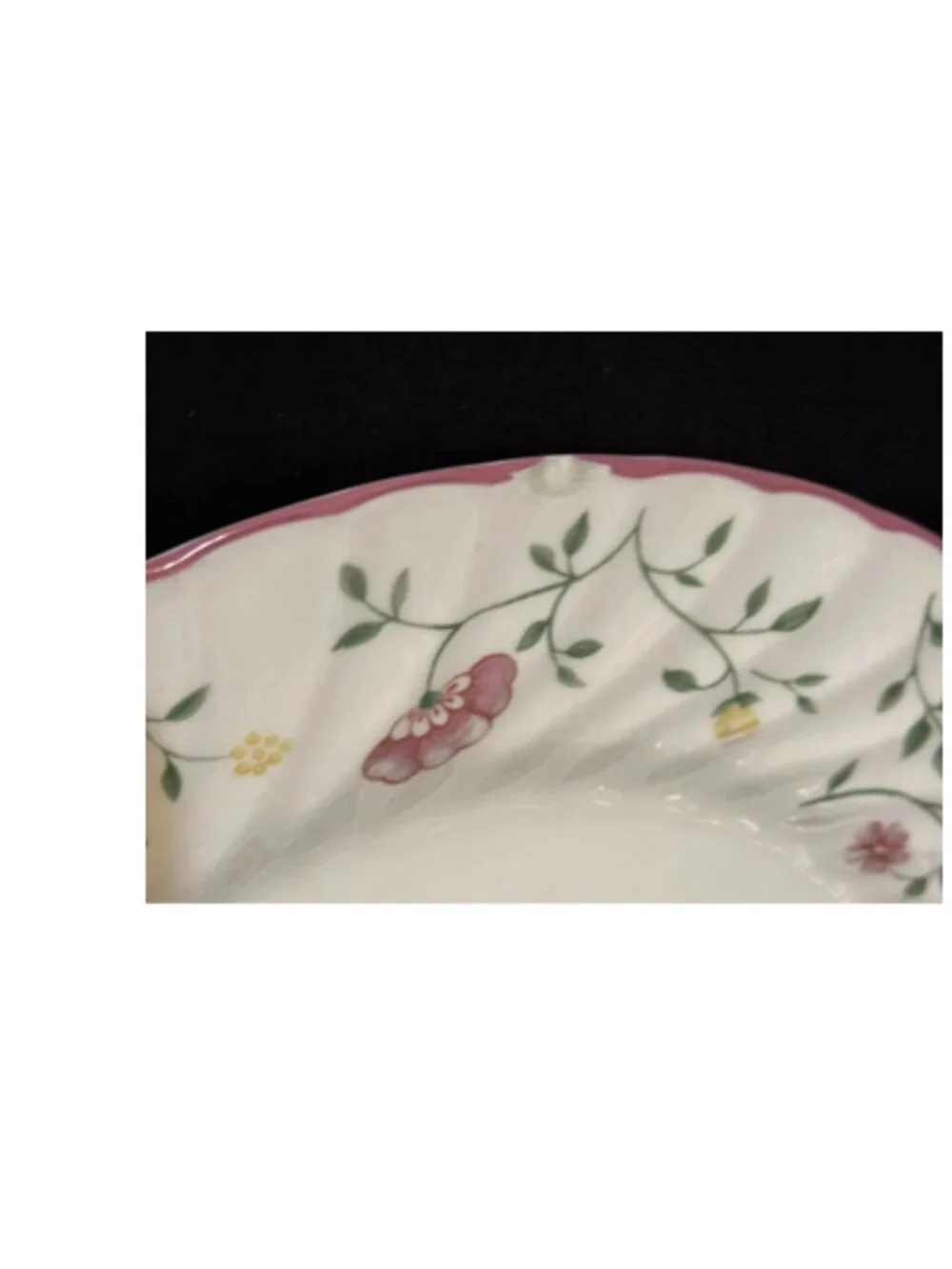 Vintage Johnson Brothers Summer Chintz Lot of 13 Pieces (Plates & Bowls) England